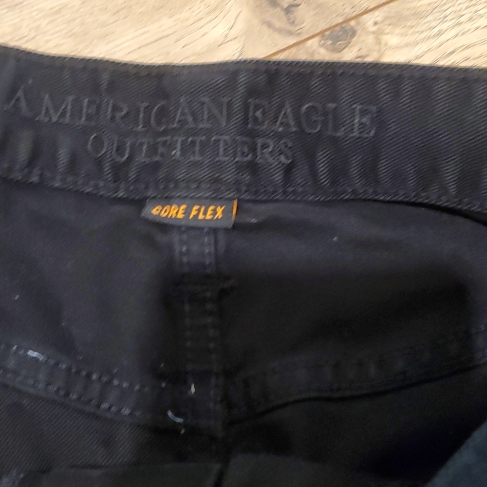 💥💥American Eagle Core Flex Distressed Shorts - Picture 5 of 6